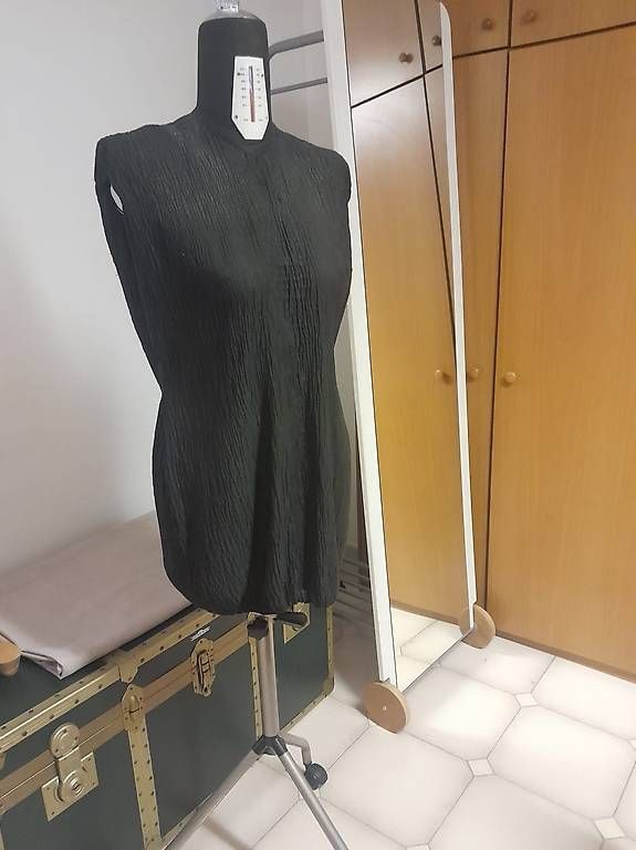 Allestimento di negozi e stand fieristici: Manichino Busto da Sarta Vintage Nero – Usato da Ruvigliana venduto da and_2nls