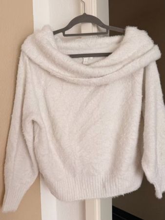 Pullover schulterfrei, Grösse XS