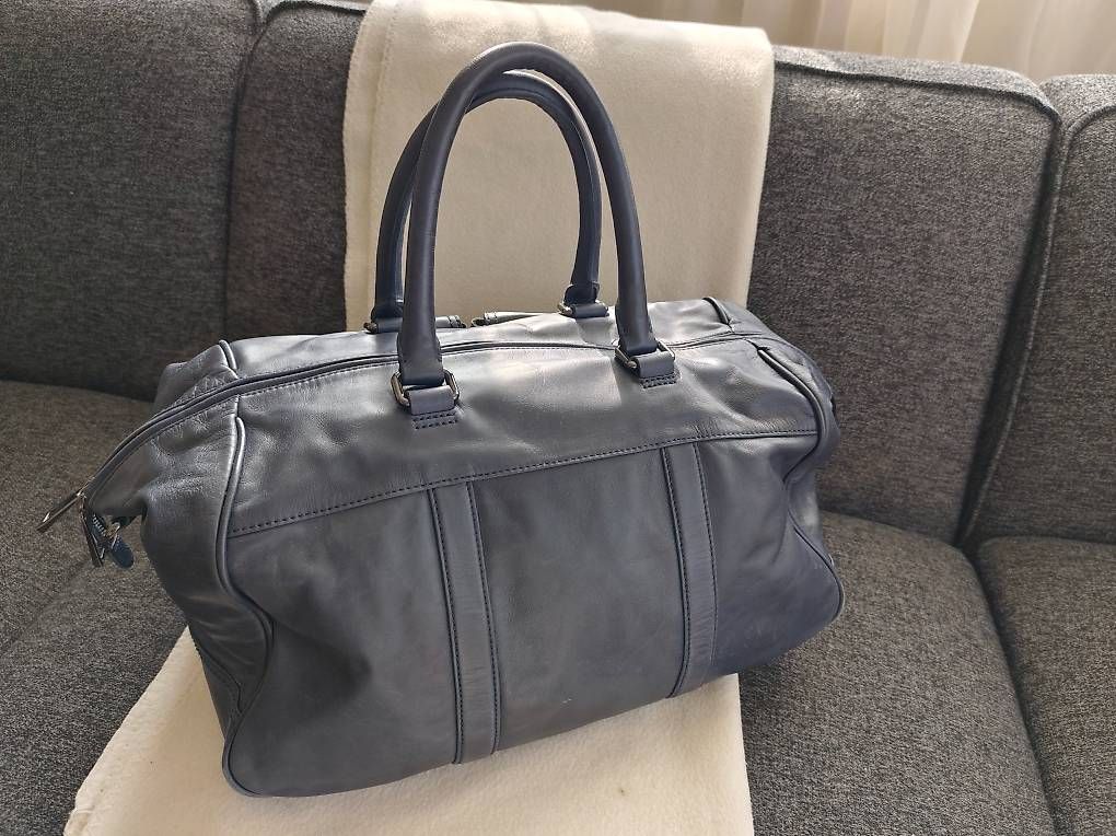 Hugo Boss Borse: Hugo Boss Leder Weekender / Reisetasche – Usato da Oberkulm venduto da FairTreasures 1