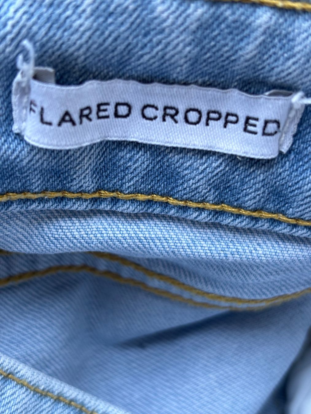 Jeans: Jeans Zebra 34 Flared cropped Hellblau – Usato da Balsthal venduto da Uroby 5
