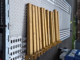 Kragarm mit Metall Haken