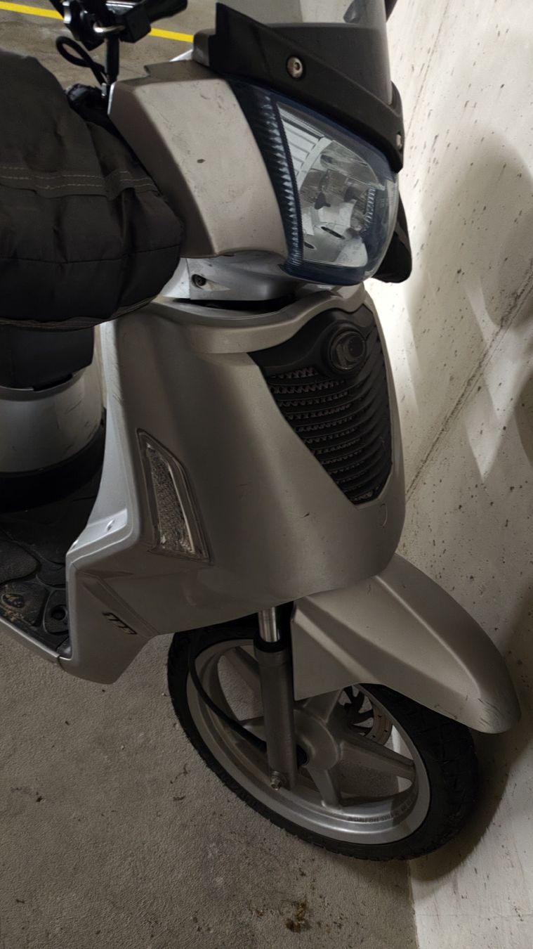 Kymco Scooter: KYMCO people 125 S motorrad – Usato da Fehraltorf venduto da Nefi633 2