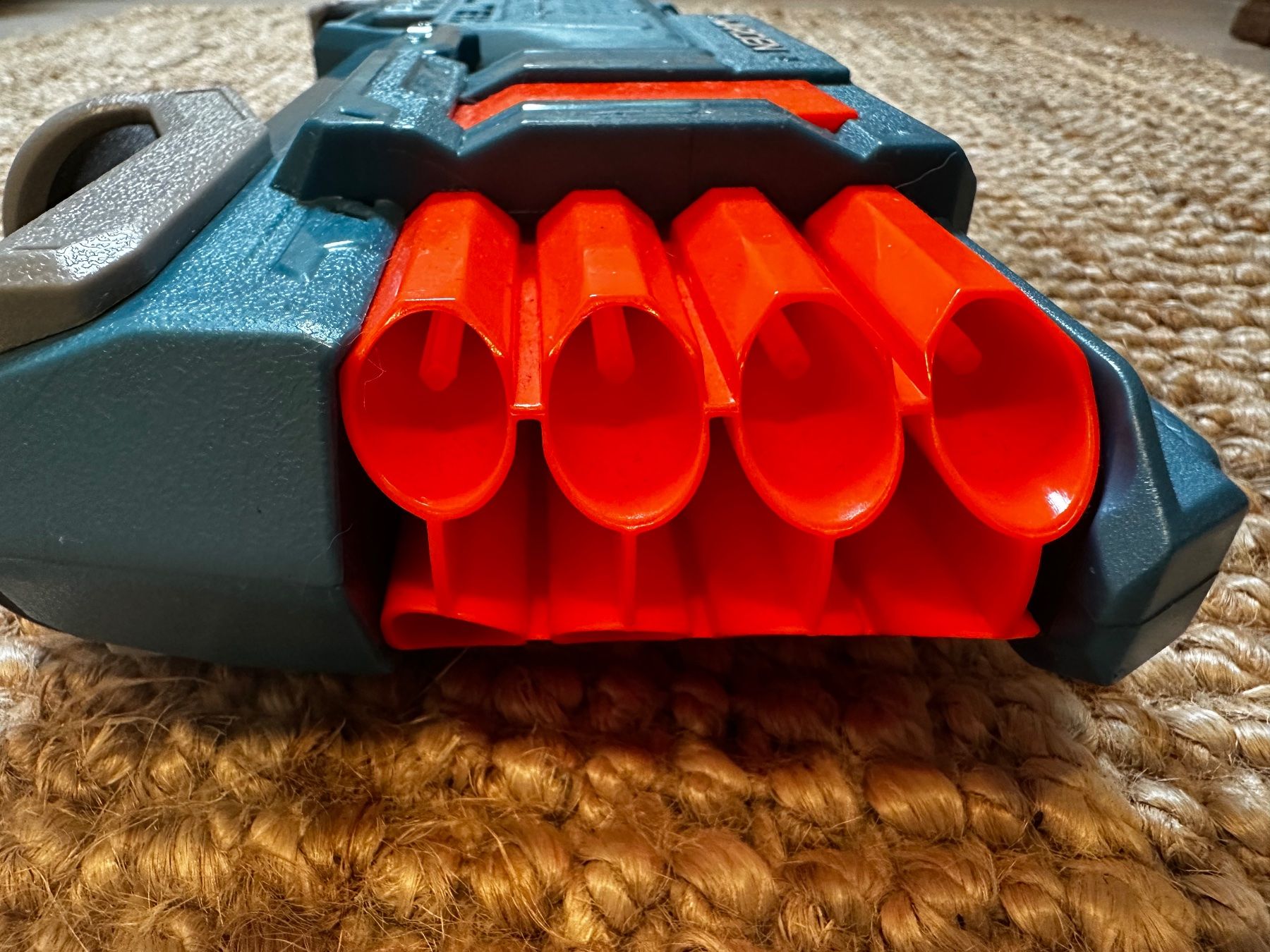 Nerf Giocattoli: NERF Elite 2.0 Warden DB-8 – Usato da Urdorf venduto da nochmalbrauchen 3