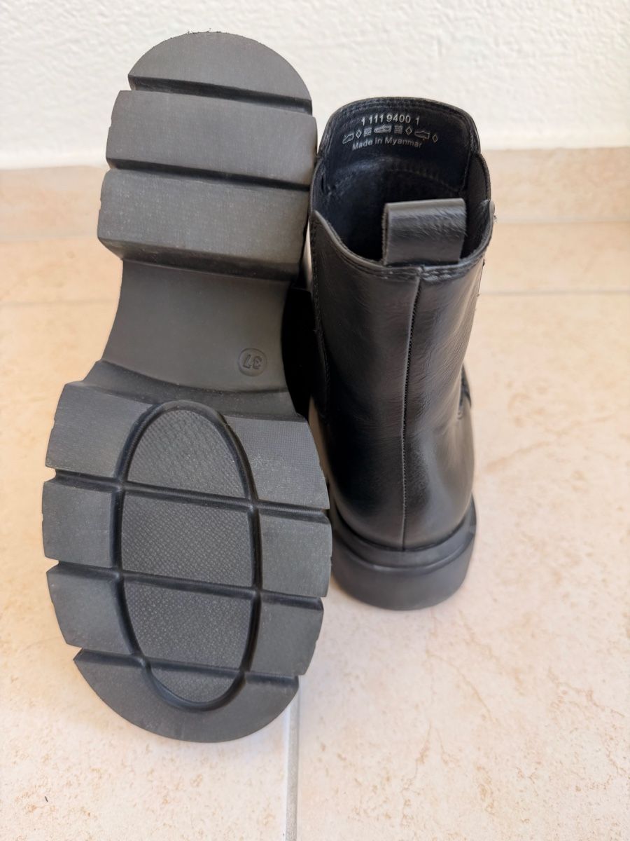 Chaussures femmes: Stiefel  – Neuf (Voir description) à Binningen par se_ahj8 2