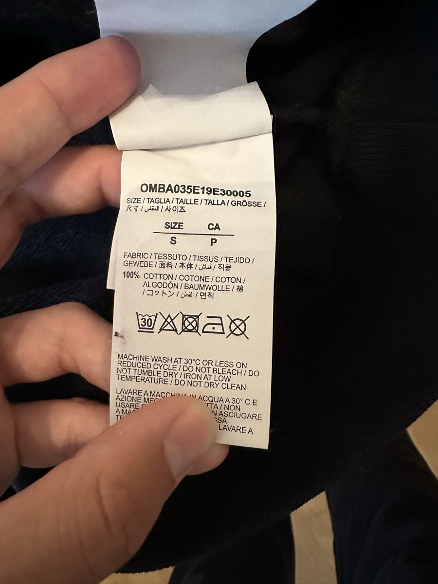 Maglioni & Felpe: Offwhite Sweatshirt – Usato da Horgen venduto da cec_6ylq 2