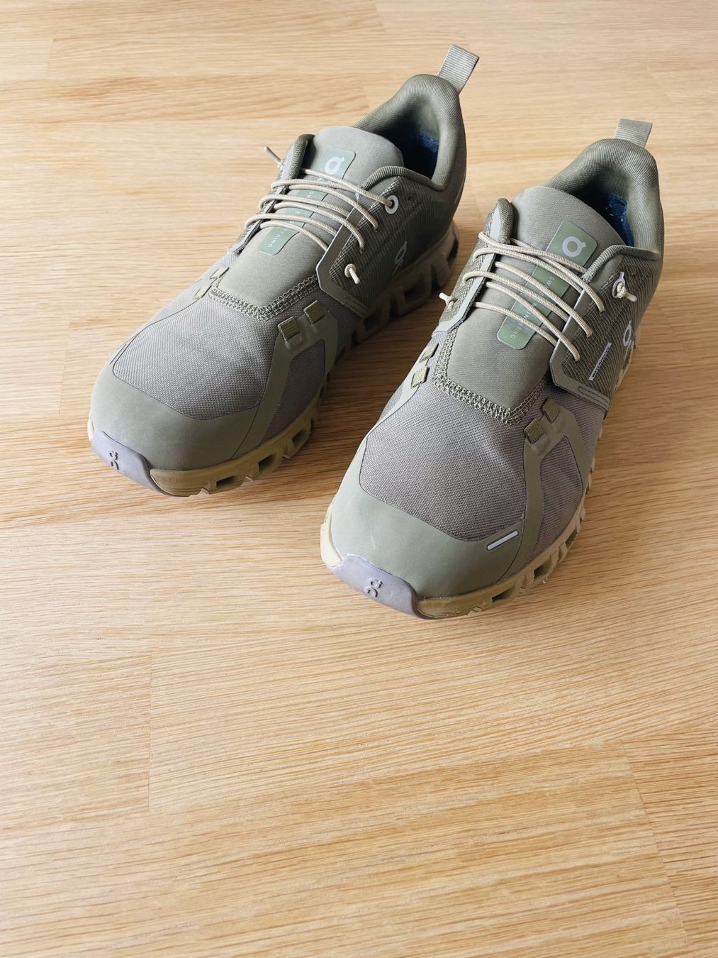 On Scarpe da uomo: On Schuh - M Cloud 6 Waterproof – Usato da Davos Platz venduto da CarmenRi