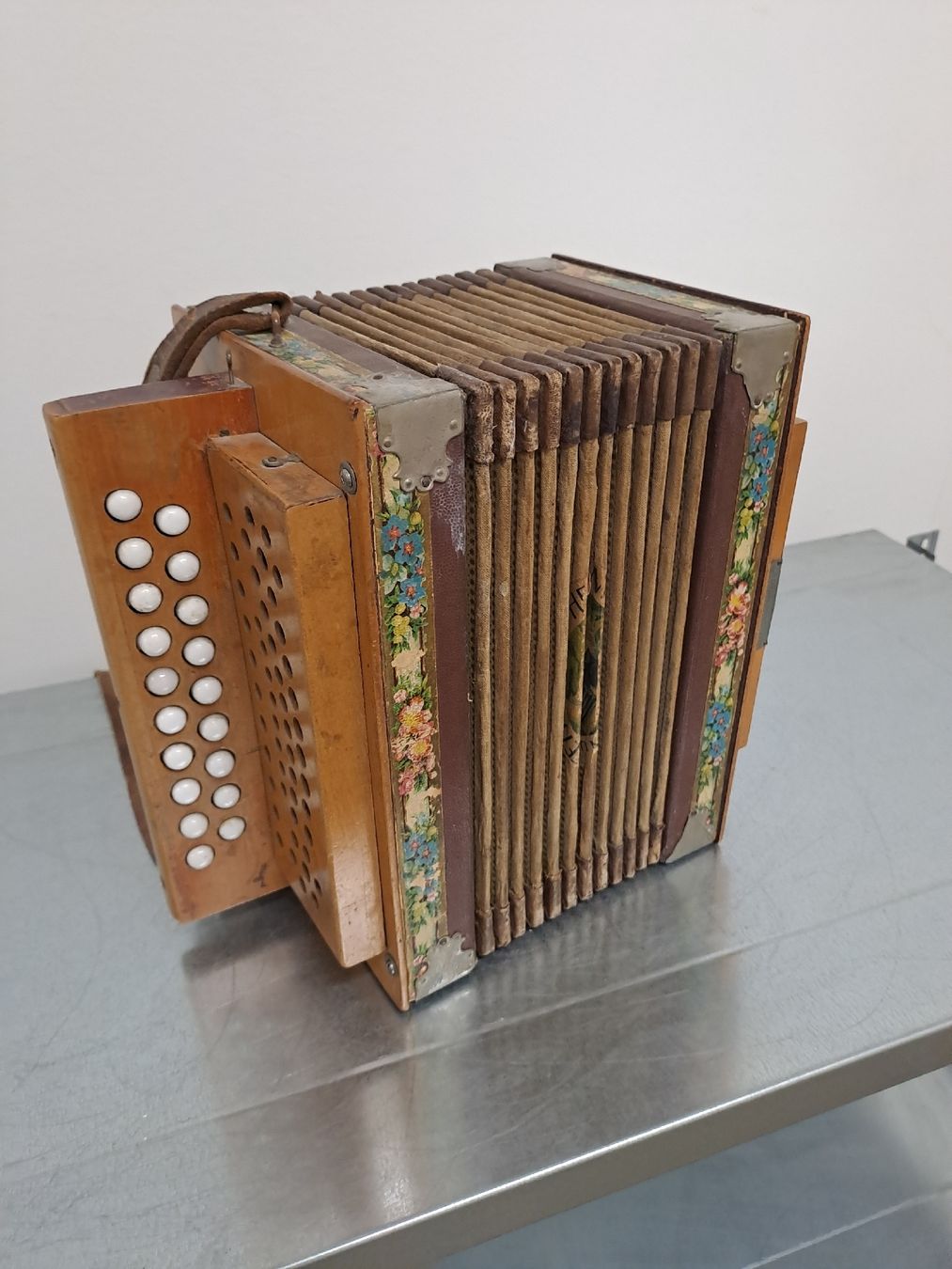 Strumenti musicali: langnauer orgeli – Usato da Villeneuve venduto da BibiVintage 6