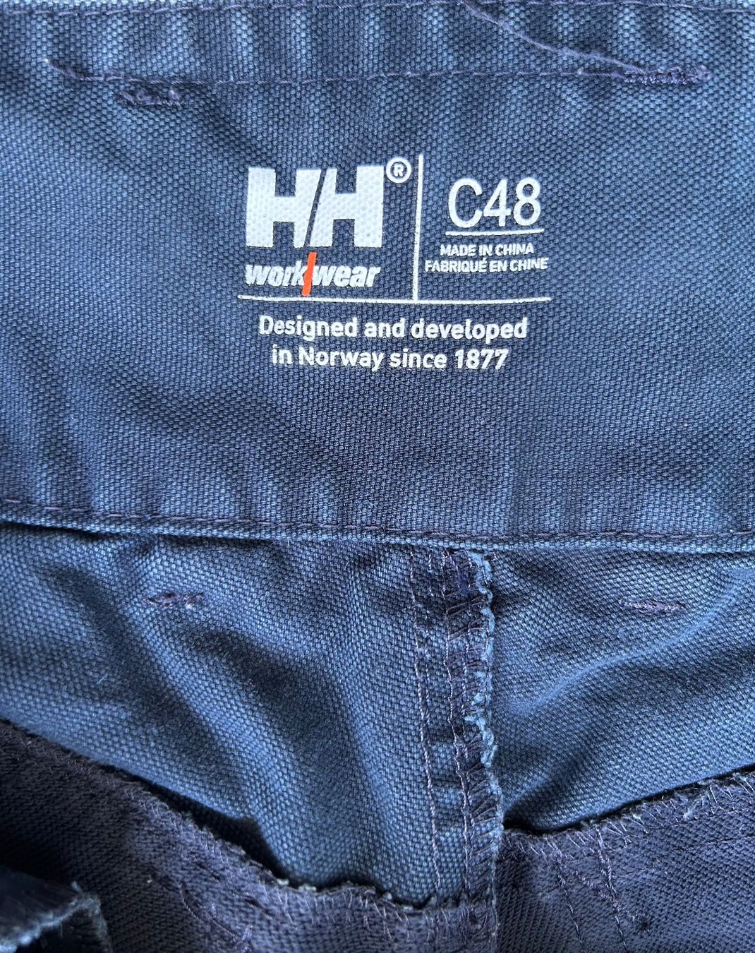 Helly Hansen Pantaloni: Helly Hansen Workwear Arbeitsshorts C48 – Usato da Ittigen venduto da labrador35 4
