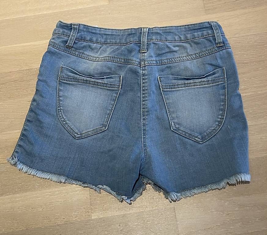 S.Oliver Hosen: S.Oliver Shorts – Neu (gemäss Beschreibung) aus Schüpfen von ani_gj8r 1