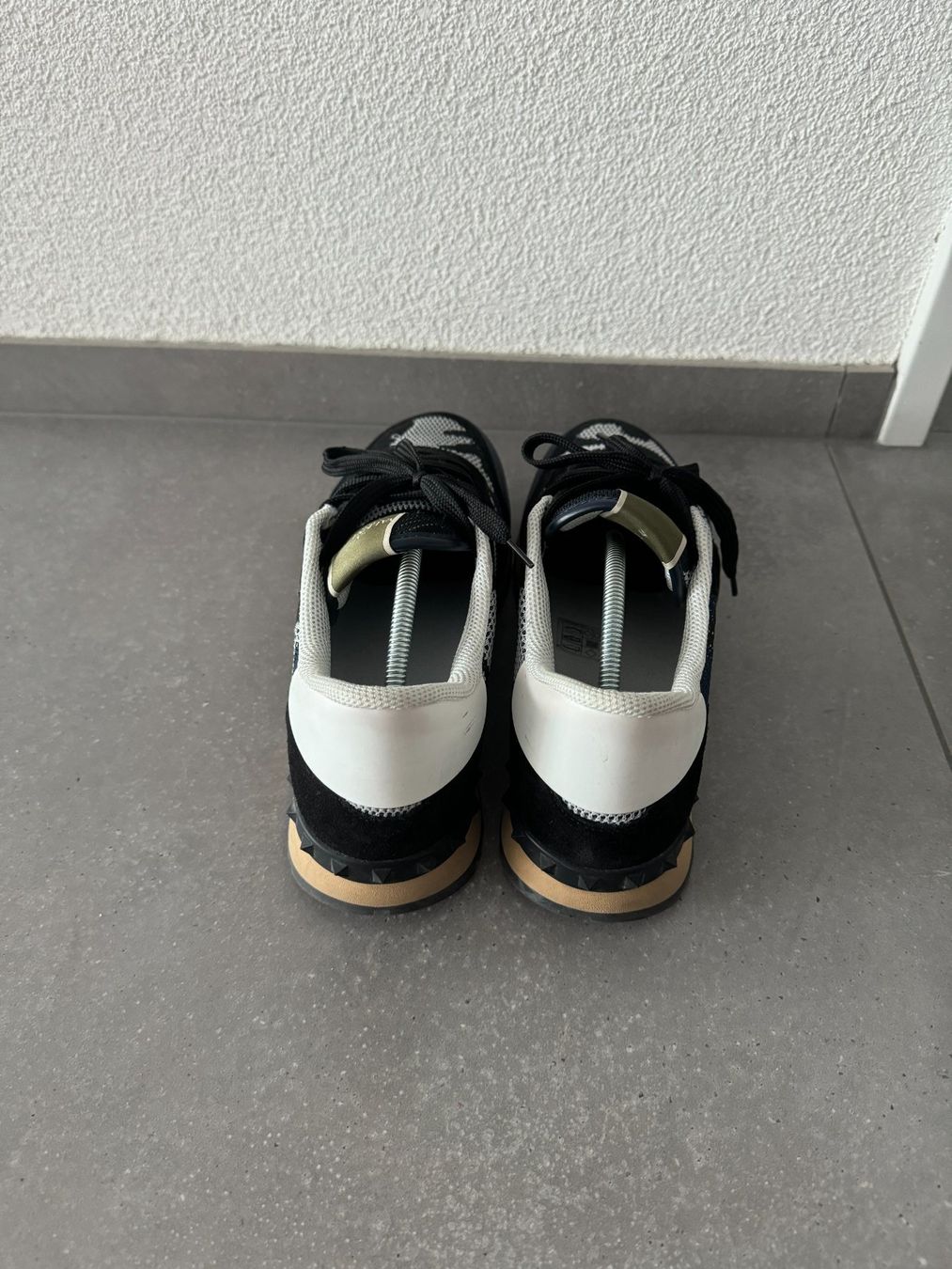 Valentino Scarpe da uomo: Valentino Garavani Rockstud Sneaker, Grösse 44 – Usato da Kleindöttingen venduto da Kimbo93 2
