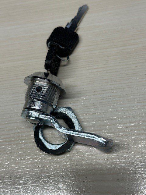 Schlösser: Drehriegel Schloss, Möbelschloss – Neu und originalverpackt aus Zürich von ELPESCADILLA 2