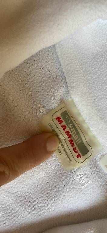 Mammut Pullover & Sweatshirts: Neuwertiger weisser Pullover von Mammut Gr. S – Neu (gemäss Beschreibung) aus Langendorf von Felix2017 2