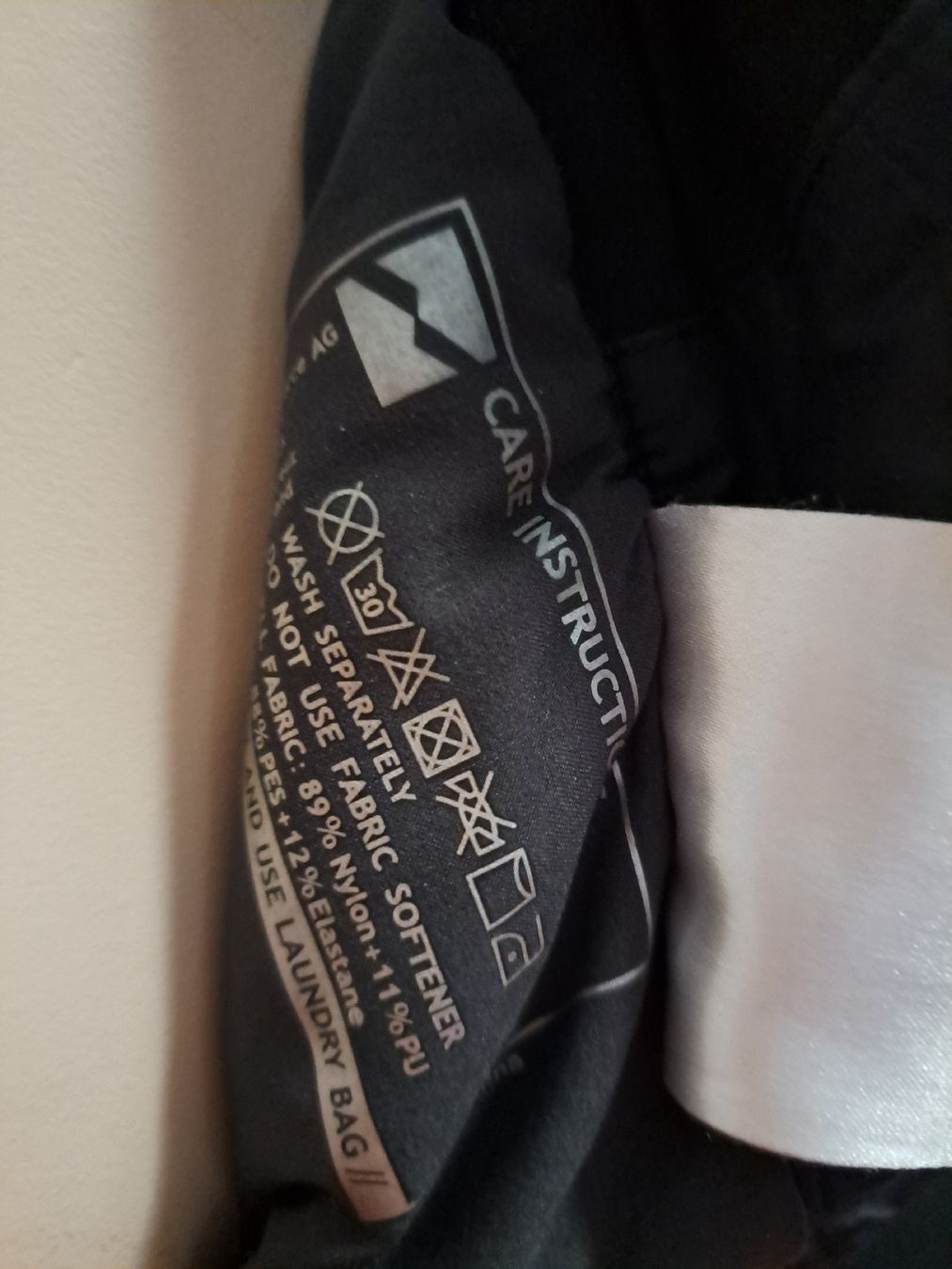 Hosen: Top Mountain Force Skihose Damen 34/36 lang schwarz – Gebraucht aus Urdorf von villakagu 2