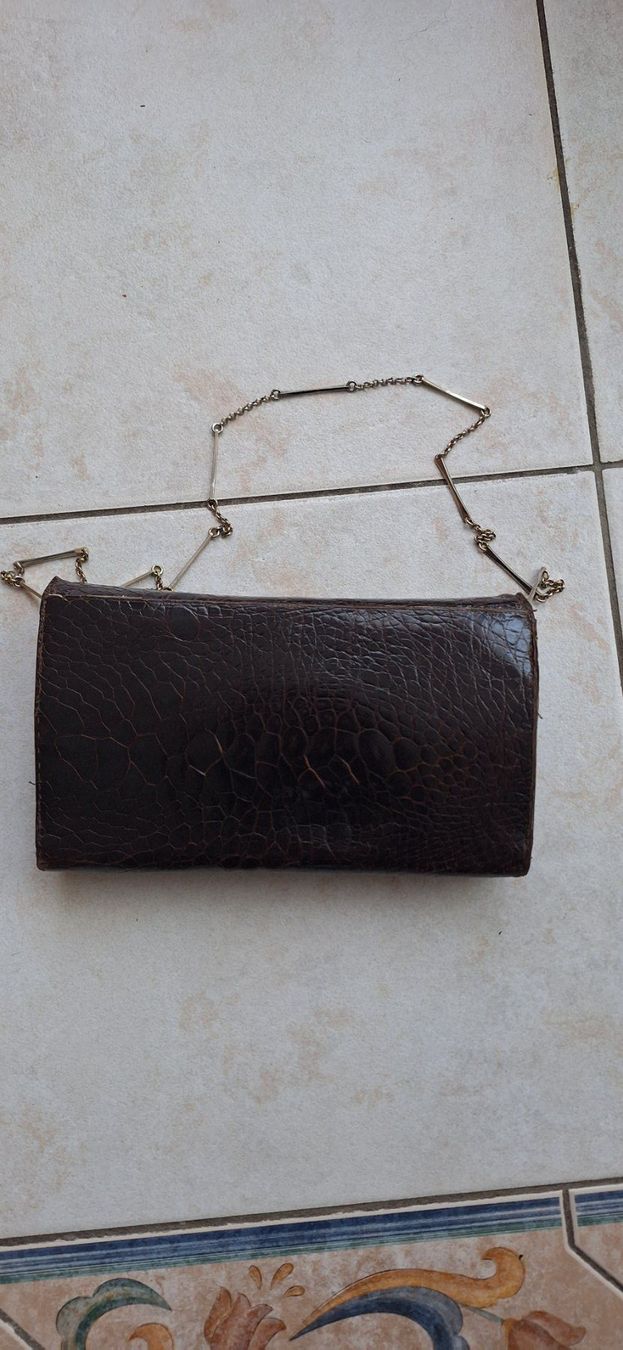 Borse da donna: Sac brun croco Vintage – Usato da St-Triphon venduto da Jldr0 2
