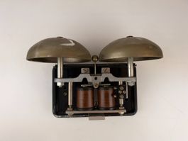 Alte elektrische Doppelglocke Schuler Brunnen 1961