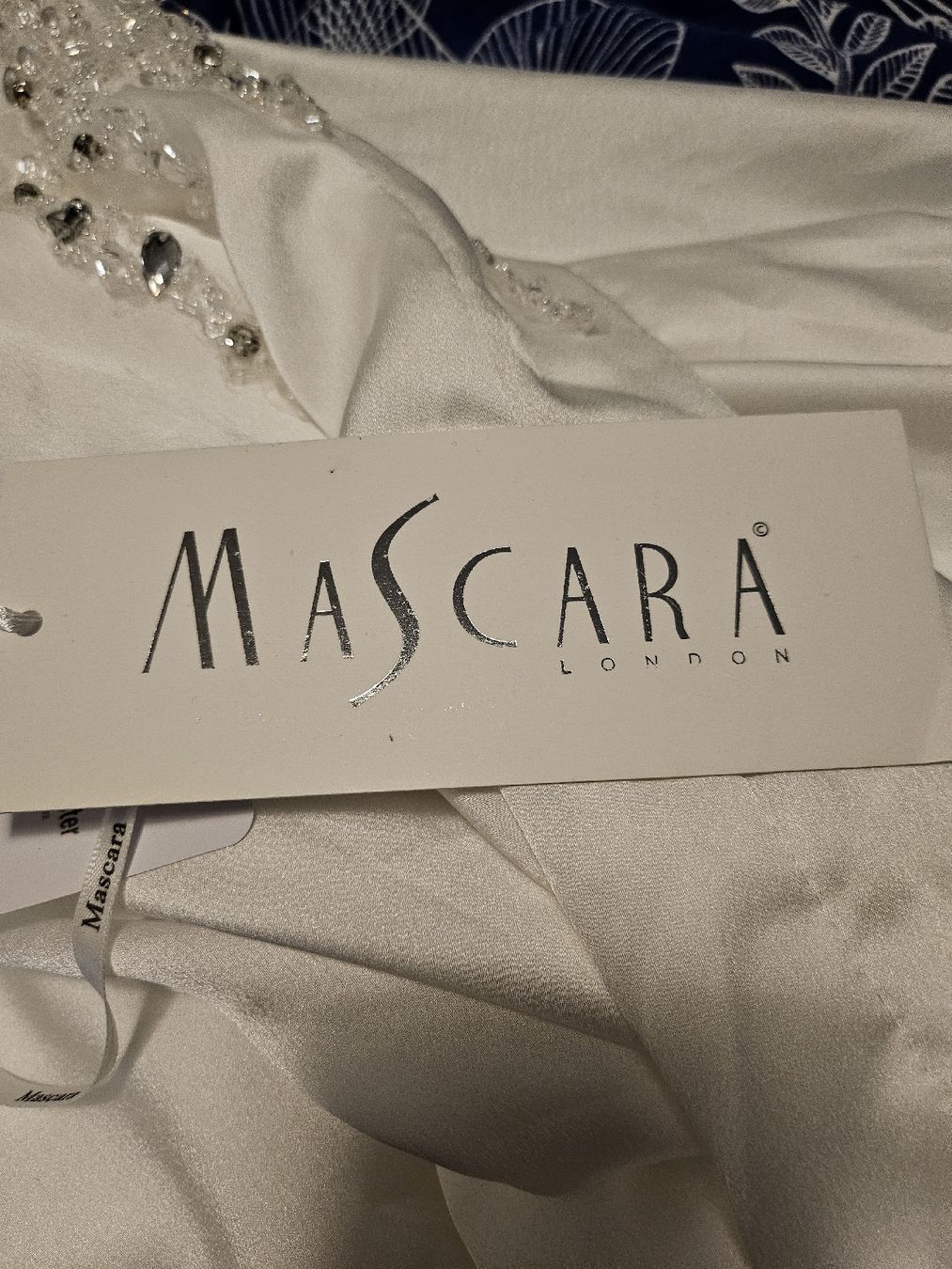 Kleider: Wunderschönes, elegantes, Abendkleid, Grösse 40 Mascara – Neu und originalverpackt aus Dietikon von Eleda 4
