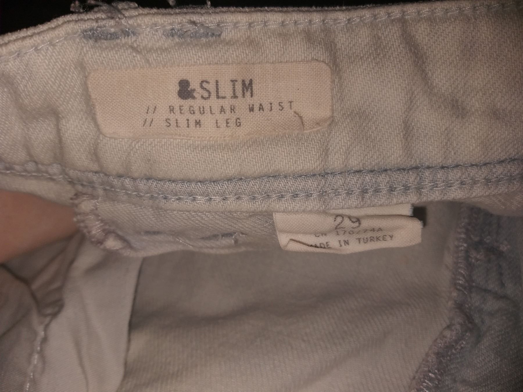 H&M Jeans: H&M Jeans SLIM REGULAR WAIST taille / Grosse 29 – Gebraucht aus Cossonay-ville von Super-Price-Quality 9