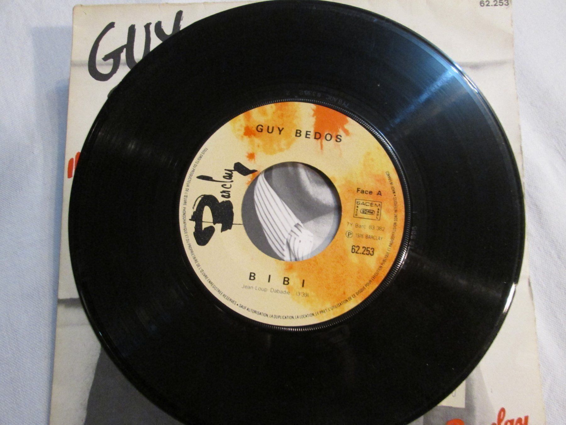 Dischi in vinile: Disque vinyle Guy Bedos "Bibi" 45t vintage – Usato da La Chaux-de-Fonds venduto da Marteaux 1