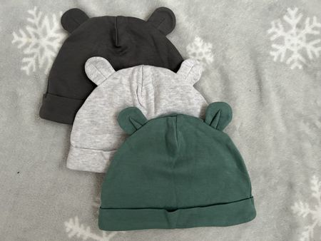 3 Baby Mützen, 3-6 Monaten, neu