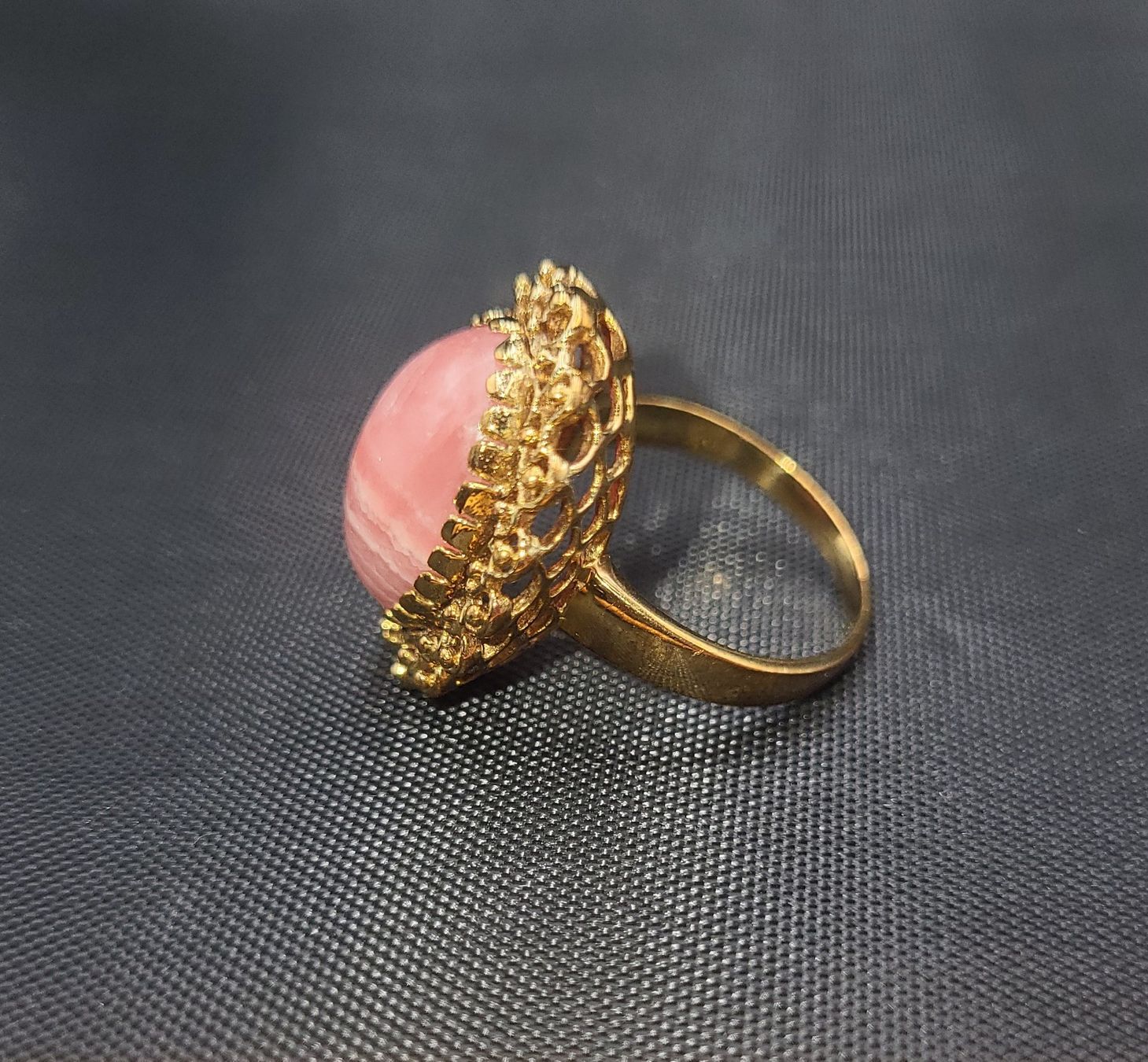 Anelli: Gold 585 Vintage Ring Mit Rosa Stein – Usato da Wald ZH venduto da Dasilver 1