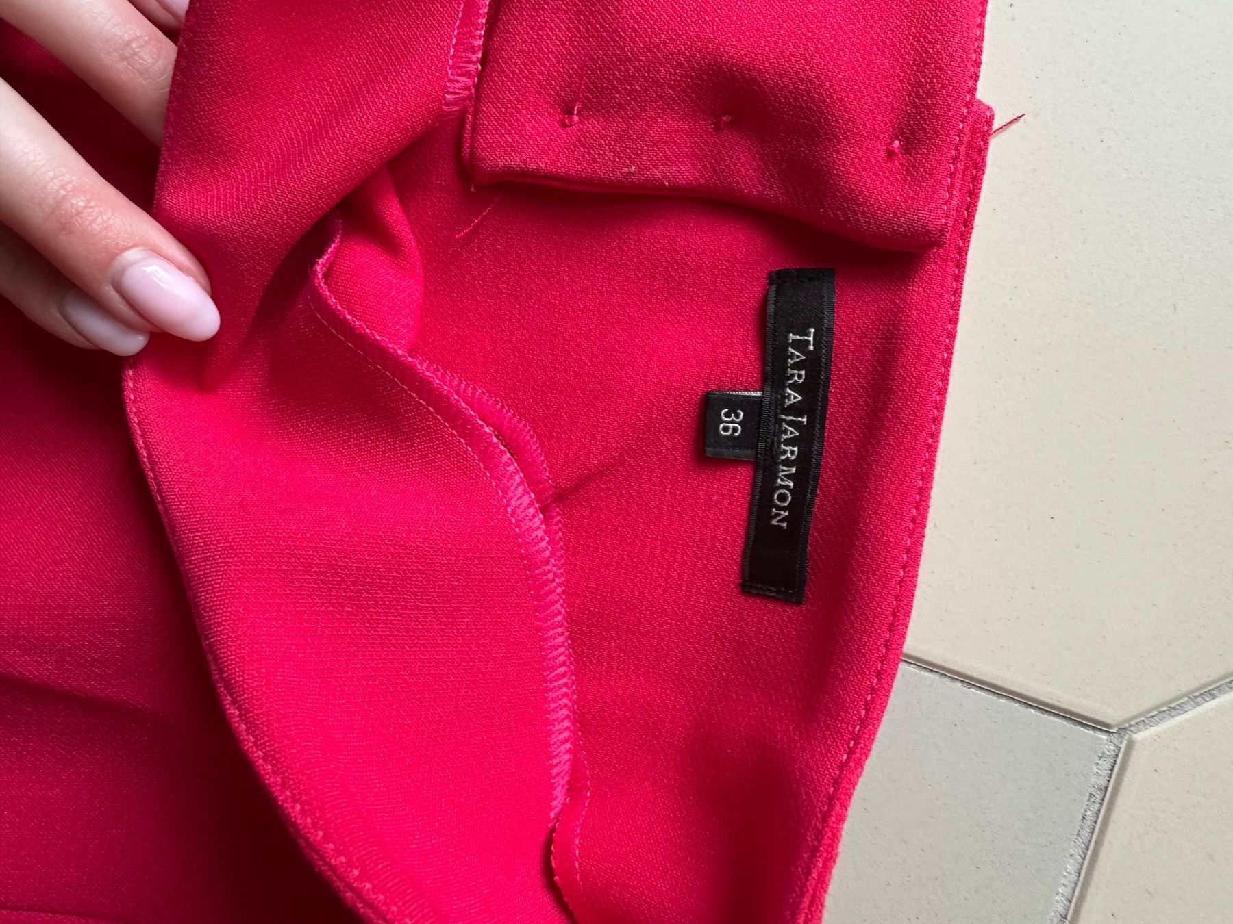 Vestiti: Tara Jarmon Kleid Pink – Usato da Zürich venduto da aow_8p7m 1