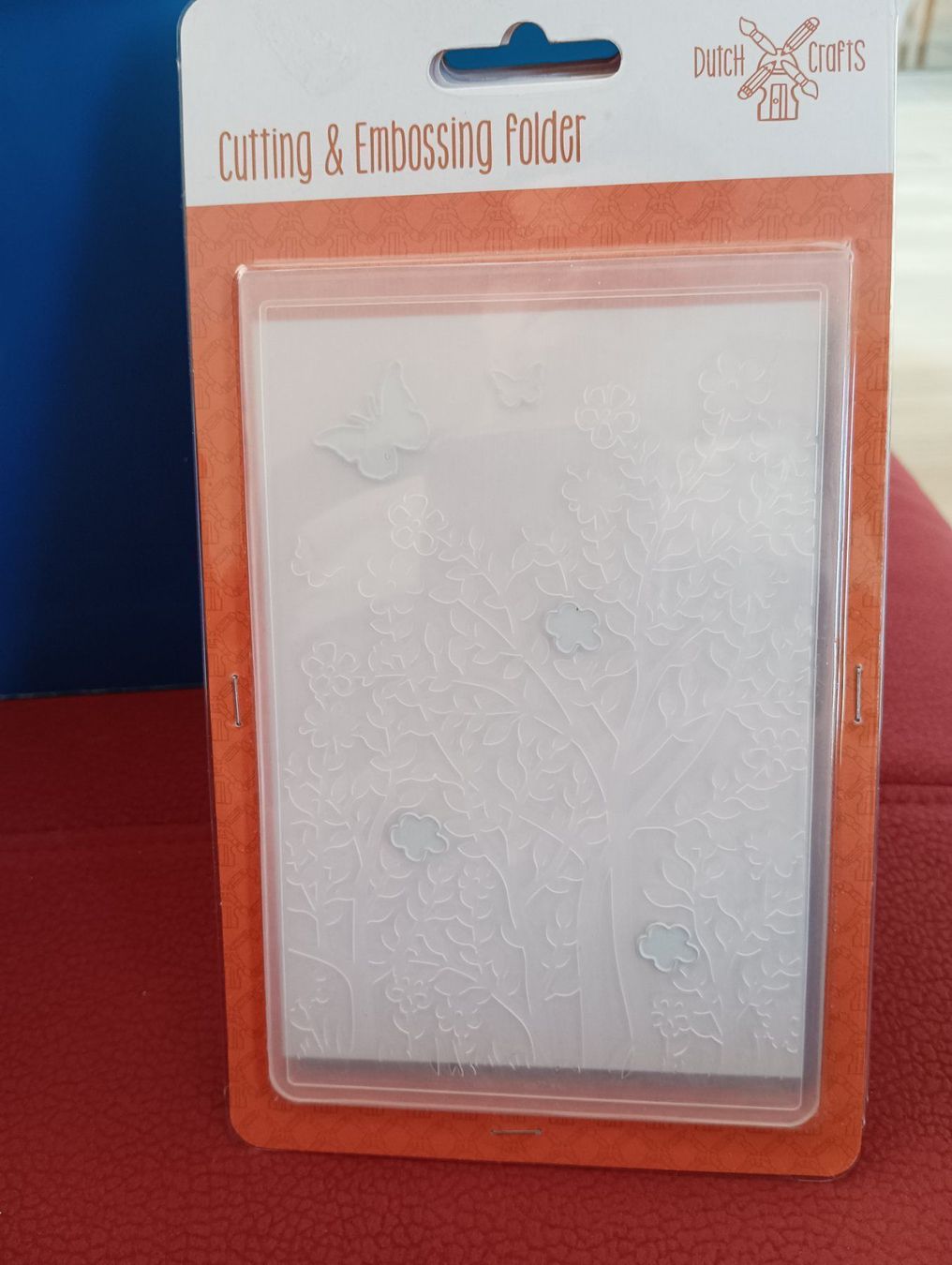 Schablonen: Präg  - und Stanzschablone Schmetterling – Neu und originalverpackt aus Würenlingen von Striga
