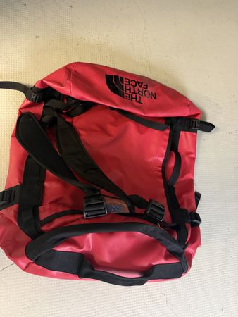 The North Face Bag in rot guter Zustand