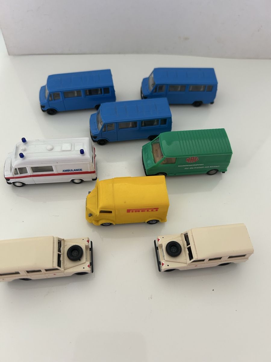Kit di modellismo & Modellini statici: Voitures 1:87/ HO – Usato da Veytaux venduto da ccristina