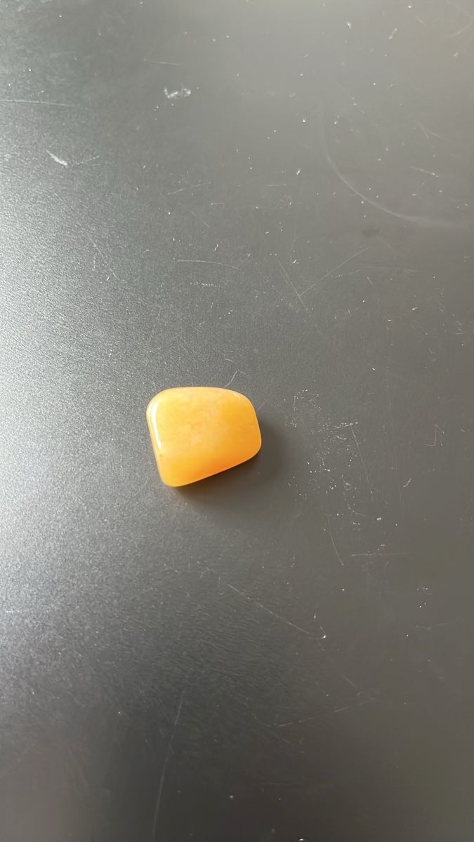 Mineralien & Heilsteine: Orange Schmuckstein (Jadeoptik) – Gebraucht aus Basel von Regenschein