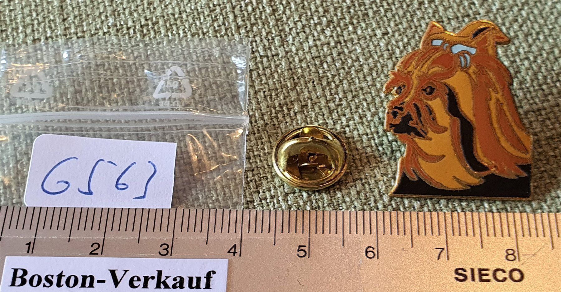 Placchette & Badge: G563 - Pin Hund – Usato da Reinach BL venduto da Boston-Verkauf 1