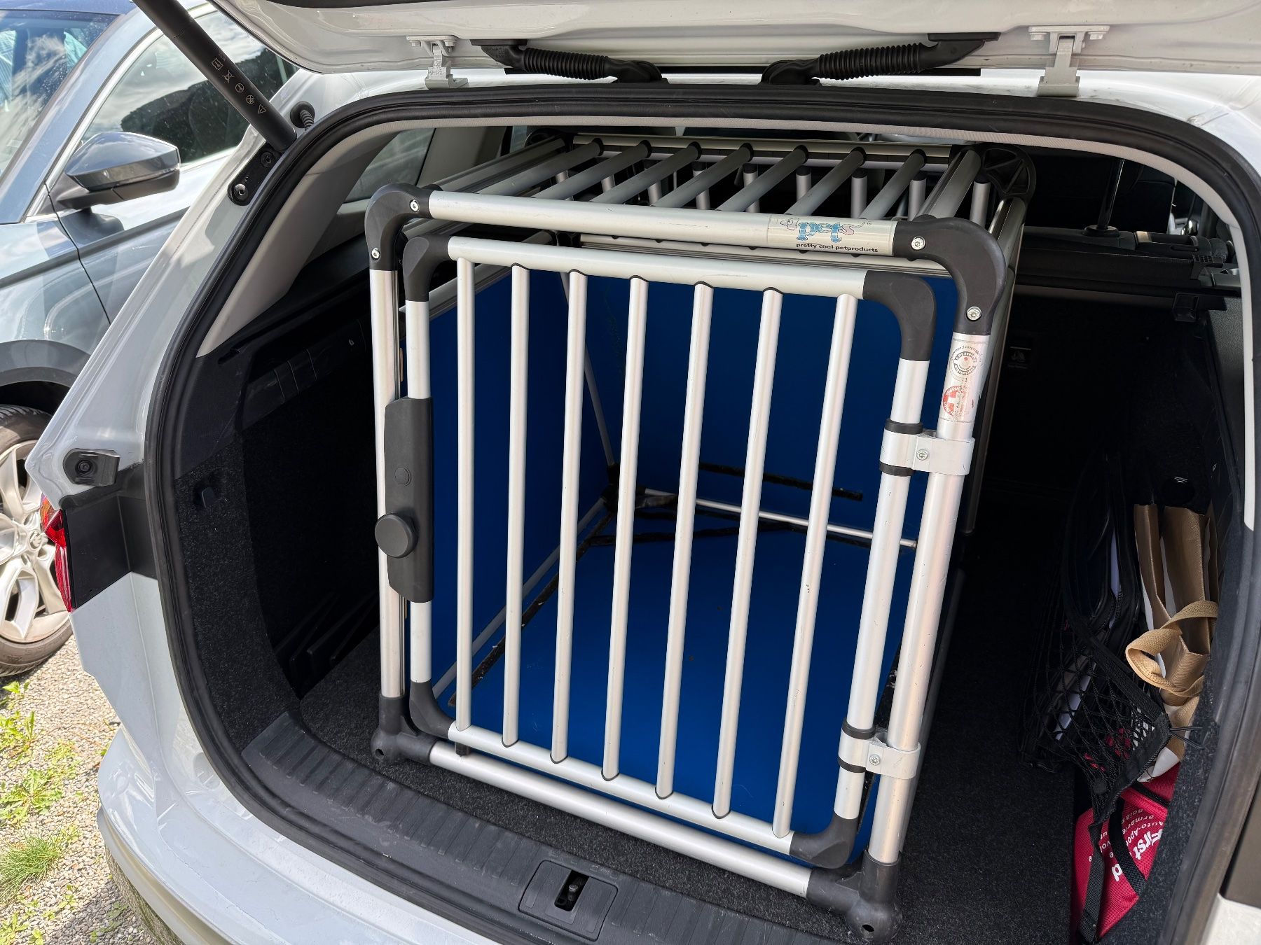 Liege- & Schlafplätze: Hundebox 4pets Jack Dalton S – Gebraucht aus Wil SG von M_Ste 7