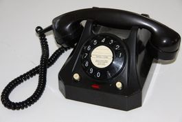 Tischtelefonstation Modell 50 A&H, 1965