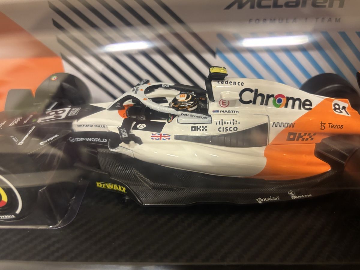 Mclaren Modellini d'auto: MC Laren MCL60 von CCA 1:24 – Nuovo e nell'imballaggio originale da Opfikon venduto da Cycomyco 1