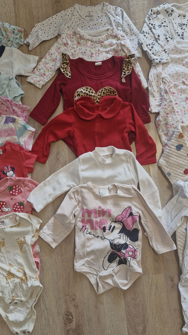 Lotti & Set di vestiti: Kleiderpaket Mädchen Gr. 62 34 stk. – Usato da Bürglen TG venduto da ksz_kjs6 3