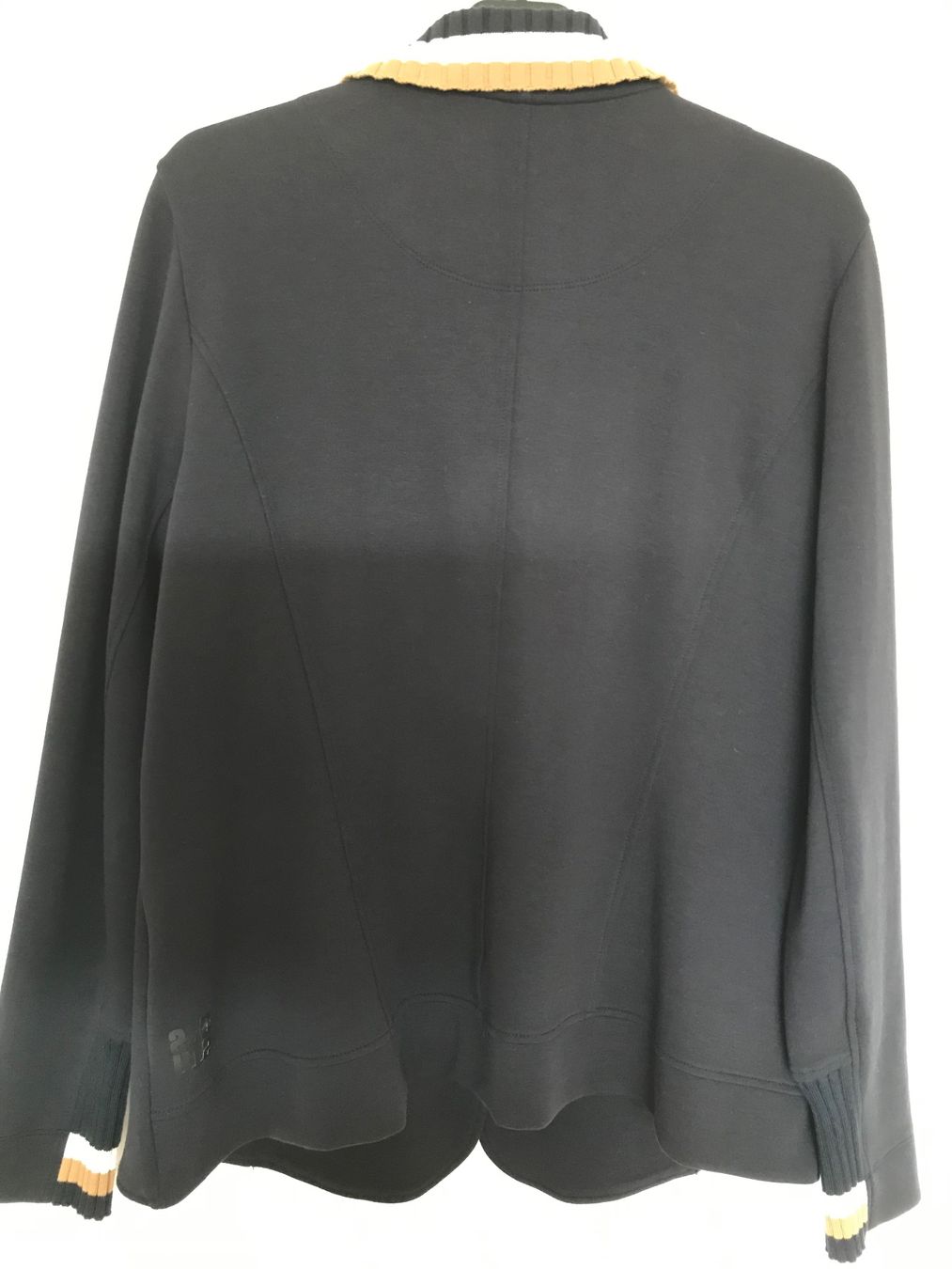 Marc Cain Jacken: Marc Cain Blazer, Gr. 42, Farbe navy – Gebraucht aus Niederteufen von mix18 2