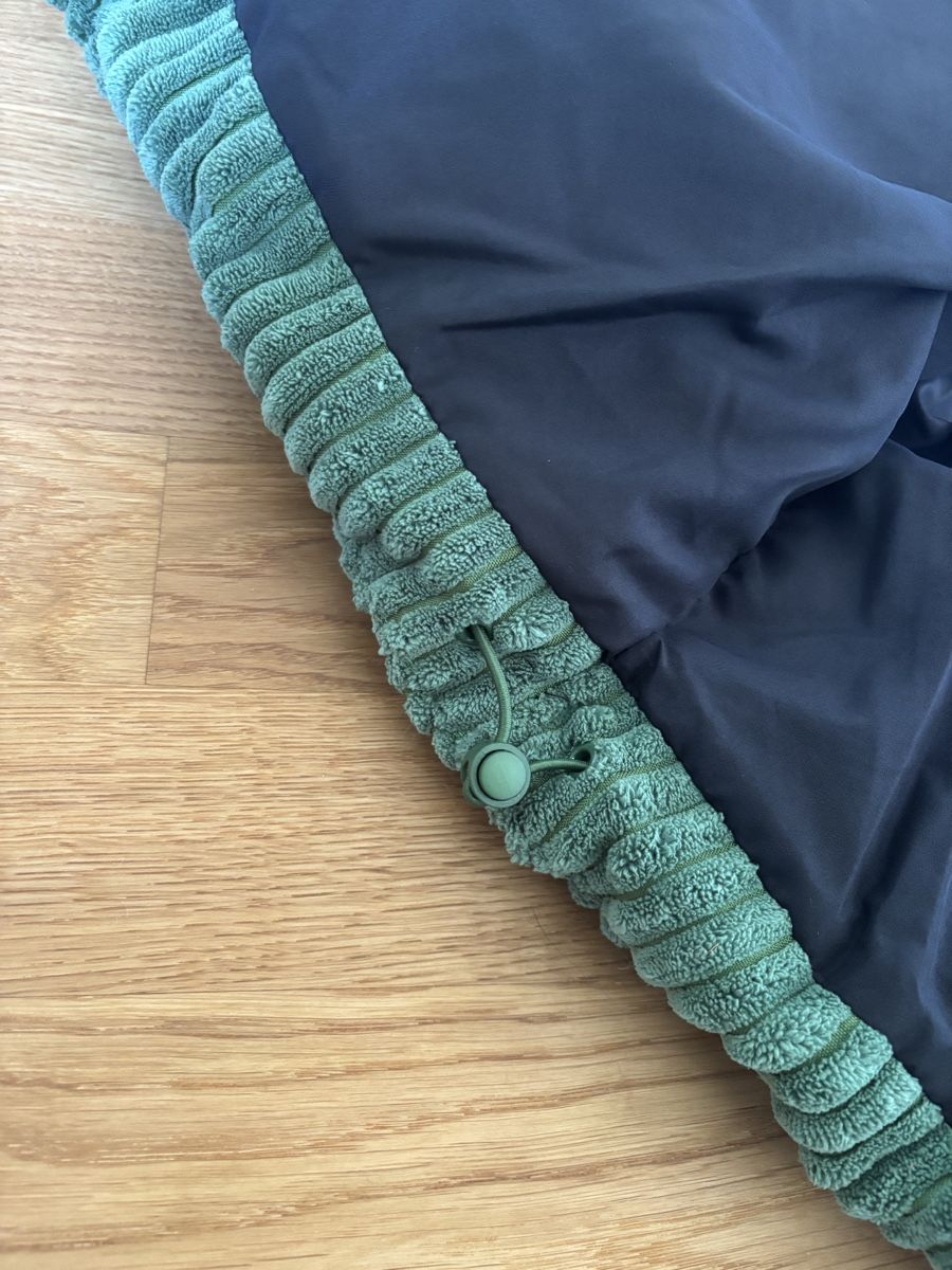 Giacche: Green corduroy puffer jacket Size L – Usato da Zürich venduto da cha_jz8q 4