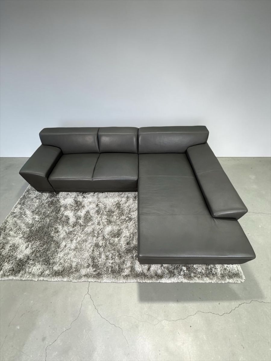 Divani: Ecksofa aus Büffelleder, Anchor Grey, mit Bettfunktion – Usato da Fehraltorf venduto da Sofalab.swiss 4