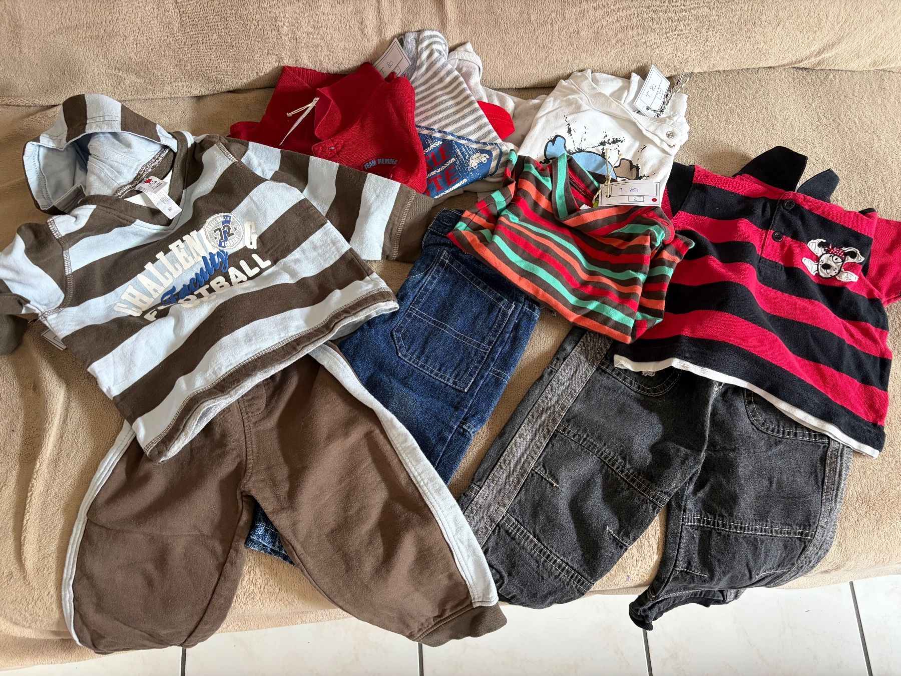 Lotti & Set di vestiti: Lot habits t.80 – Usato da Liddes venduto da Couik