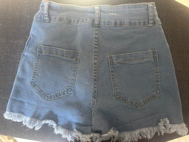 Jeans: Hotpant Jeans – Usato da Wilen b. Wollerau venduto da Andrea13 1