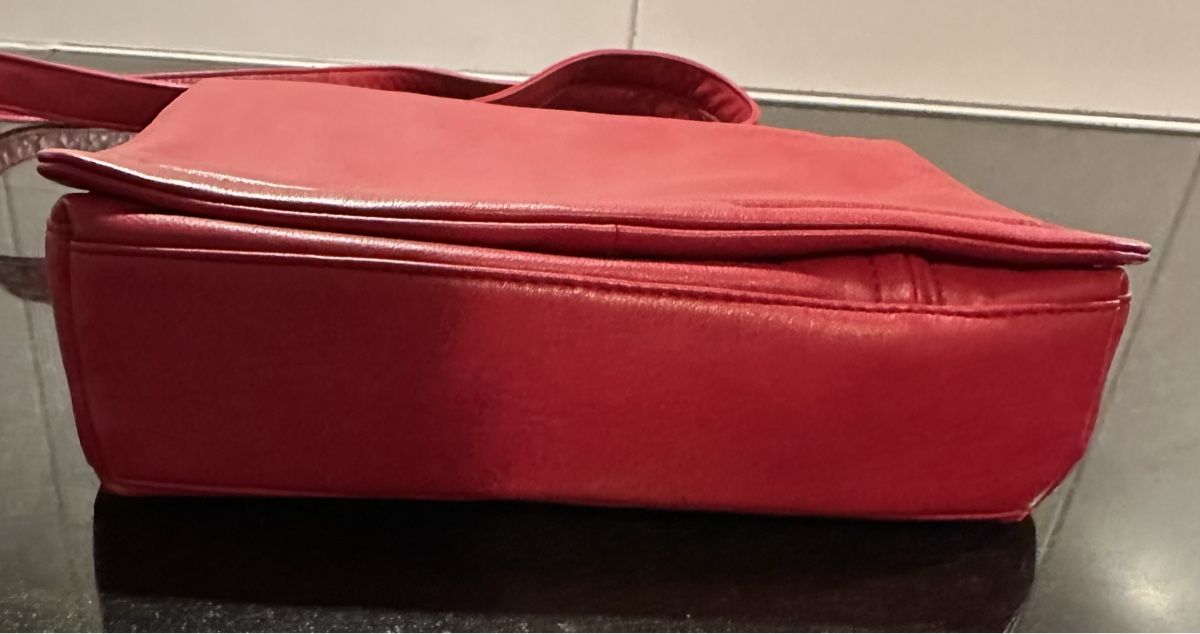 Borse da donna: Rote Ledertasche Bodenschatz Umhängetasche – Nuovo (secondo la descrizione) da Münsingen venduto da Innchen 1