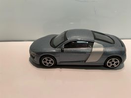 Audi R8 1:43 Bburago  256