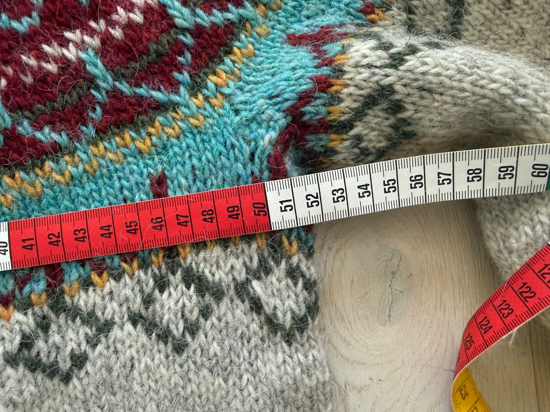 Maglioni & Felpe: Warmer Wollpullover mit Muster, isländische Wolle – Nuovo (secondo la descrizione) da Unterägeri venduto da Lerchemeerenge 5