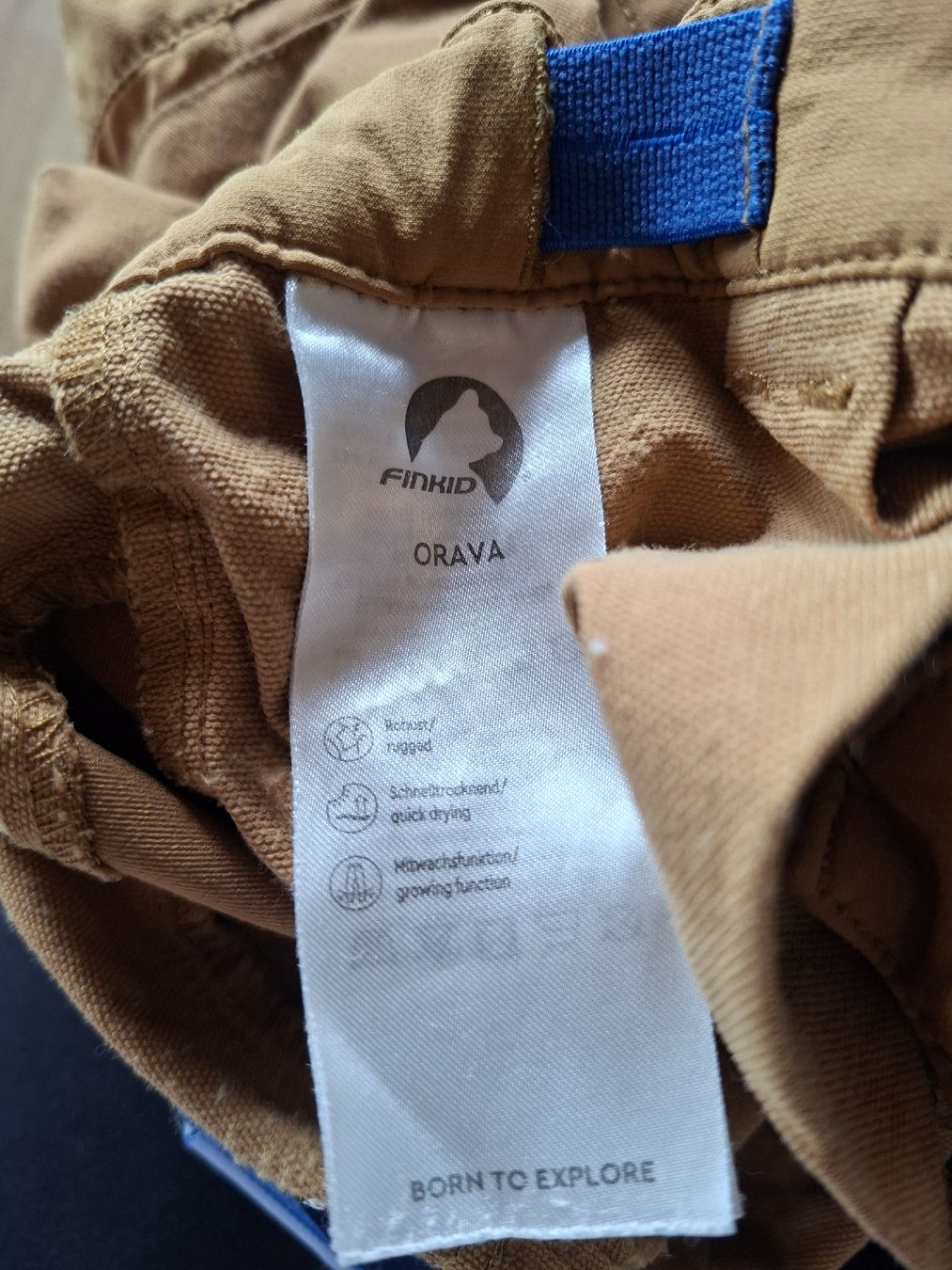 Finkid Pantalons: Finkid Outdoor Shorts – D'occasion à Grünenmatt par princess_ 3