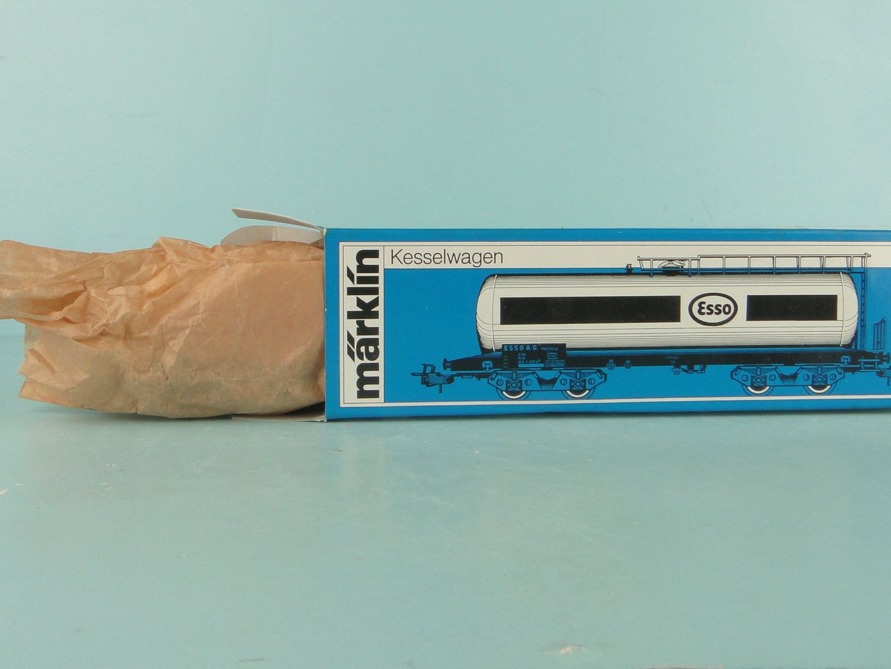 Märklin Modelleisenbahnen: MÄRKLIN H0 4650 Esso DB – Neu (gemäss Beschreibung) aus Bülach von cann11 2
