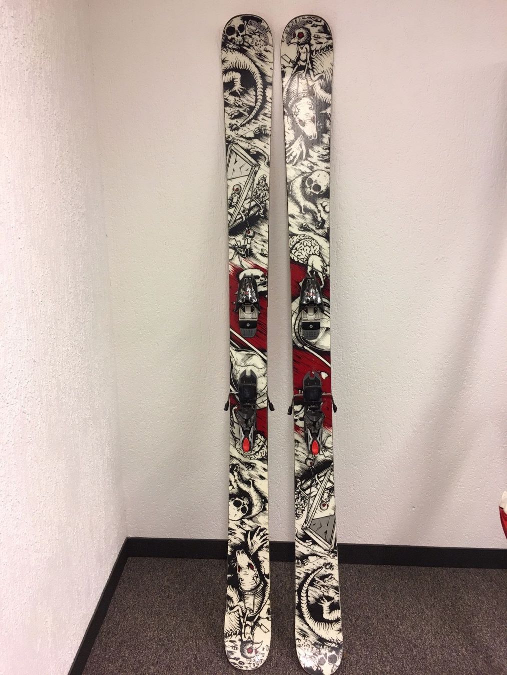 K2ヘルベント K2 Hellbent | Barrabes