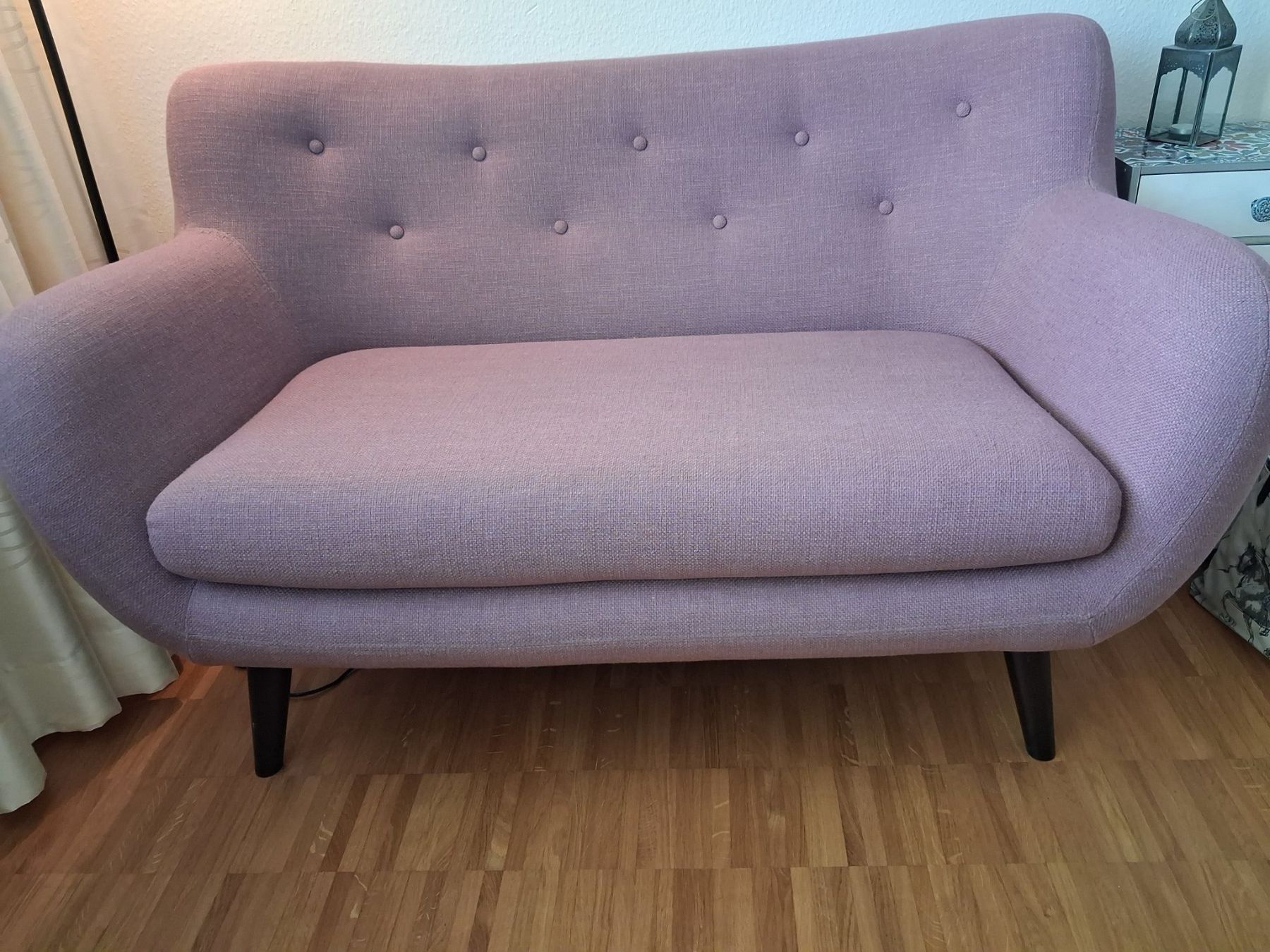 Divani: Kleines fliederfarbenes Sofa – Usato da Wetzikon ZH venduto da Stierli8610 4