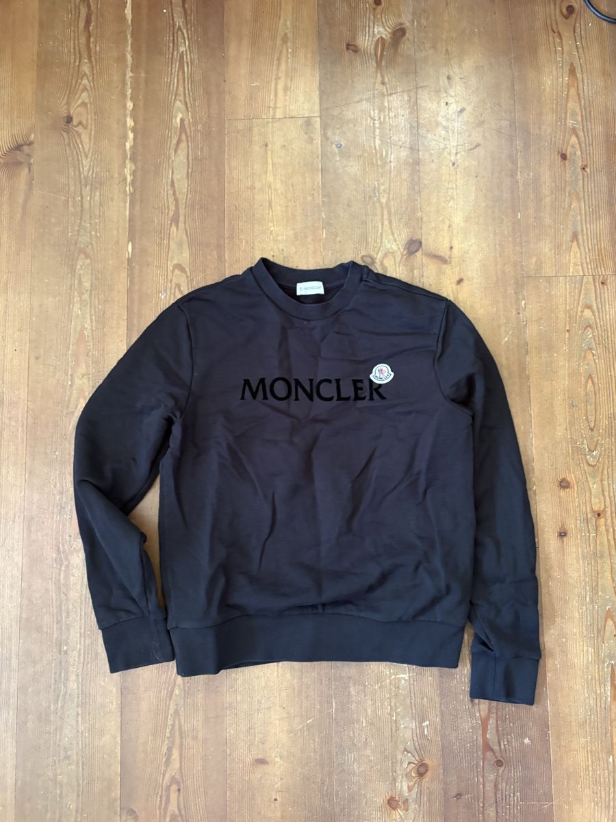 Moncler Pullover & Sweatshirts: Moncler Pullover  Small – Gebraucht aus Celerina von jor_vhy8