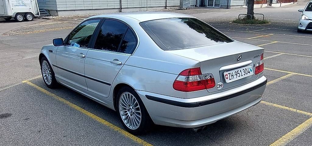 BMW Autos: BMW 330XI, MFK 5.2024 ab Platz – D'occasion à Bülach par Hakenbusch 2