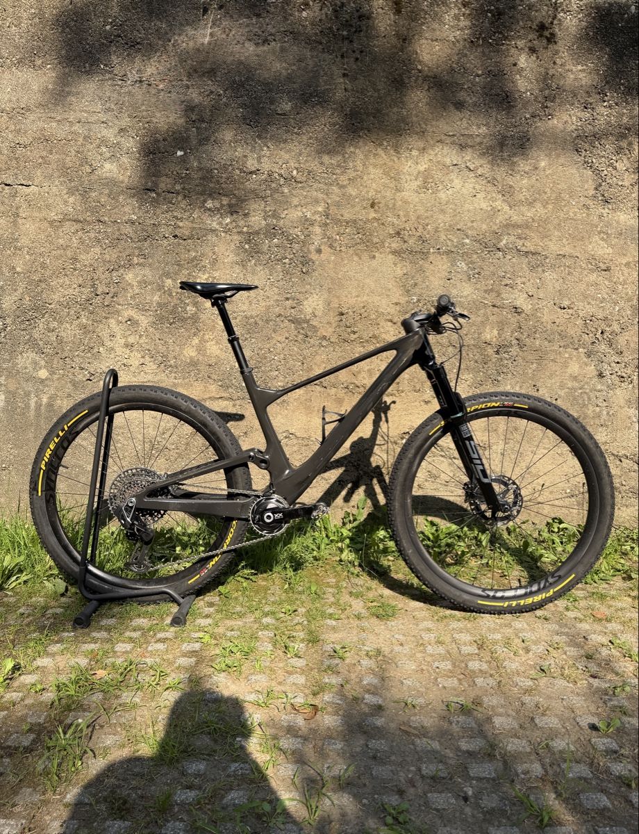 Scott Vélos: Scott Spark RC World Cup EVO – D'occasion à Cademario par Clemverkauft