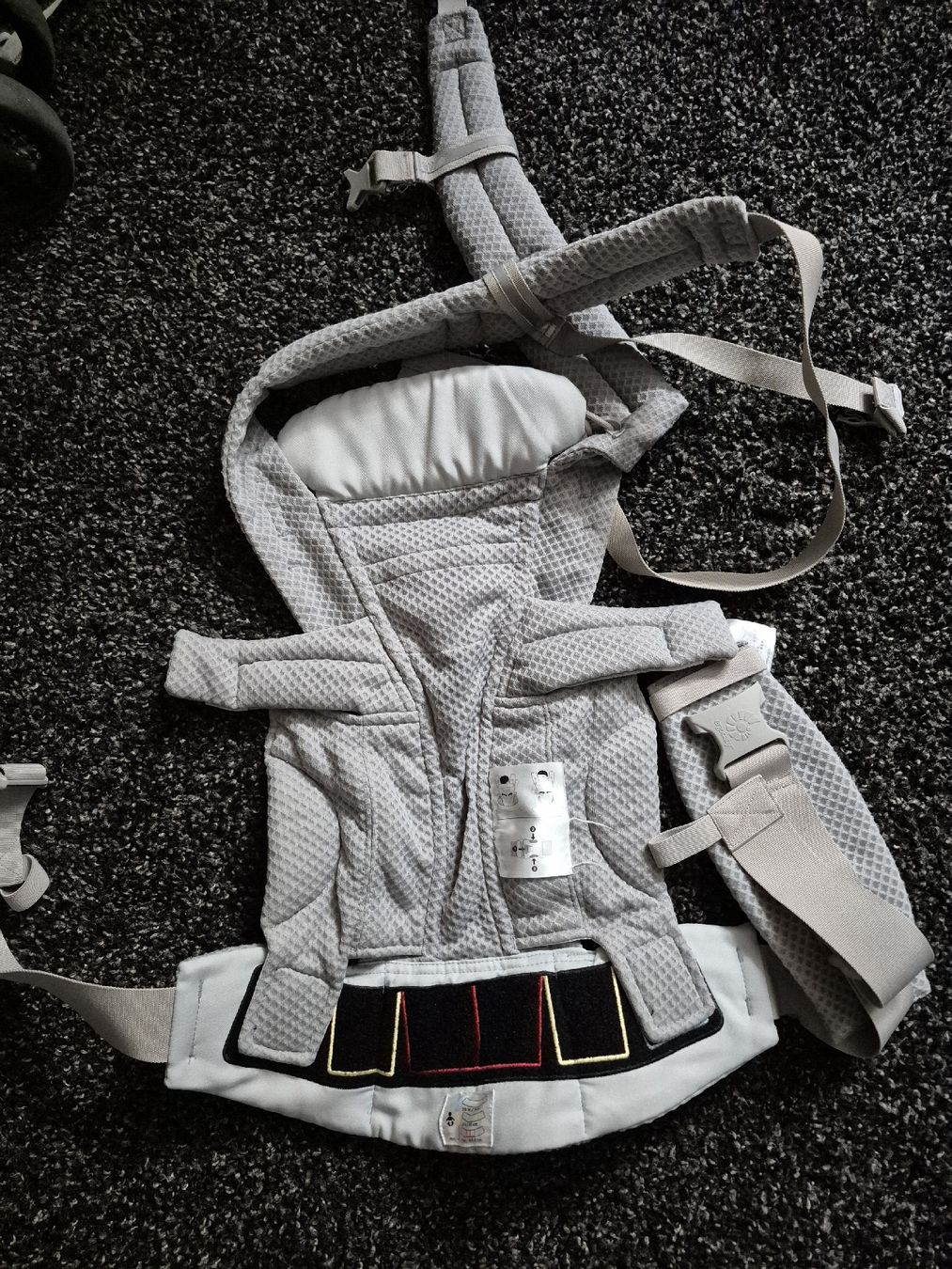 Ergobaby Marsupi portabebè: Ergobaby Omni Breeze – Usato da Düdingen venduto da RebeccaR01 1